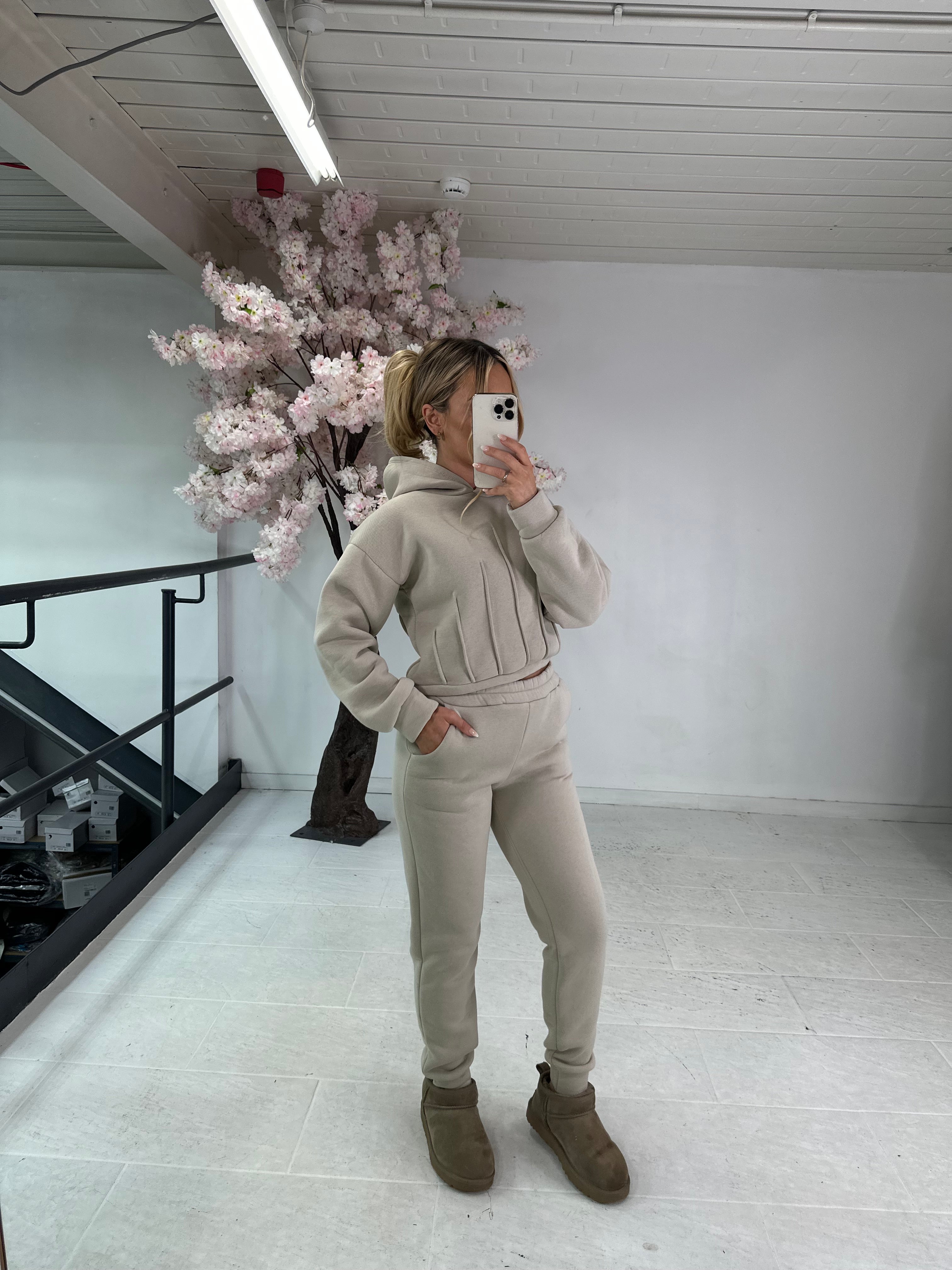 Corset jogger set - beige look