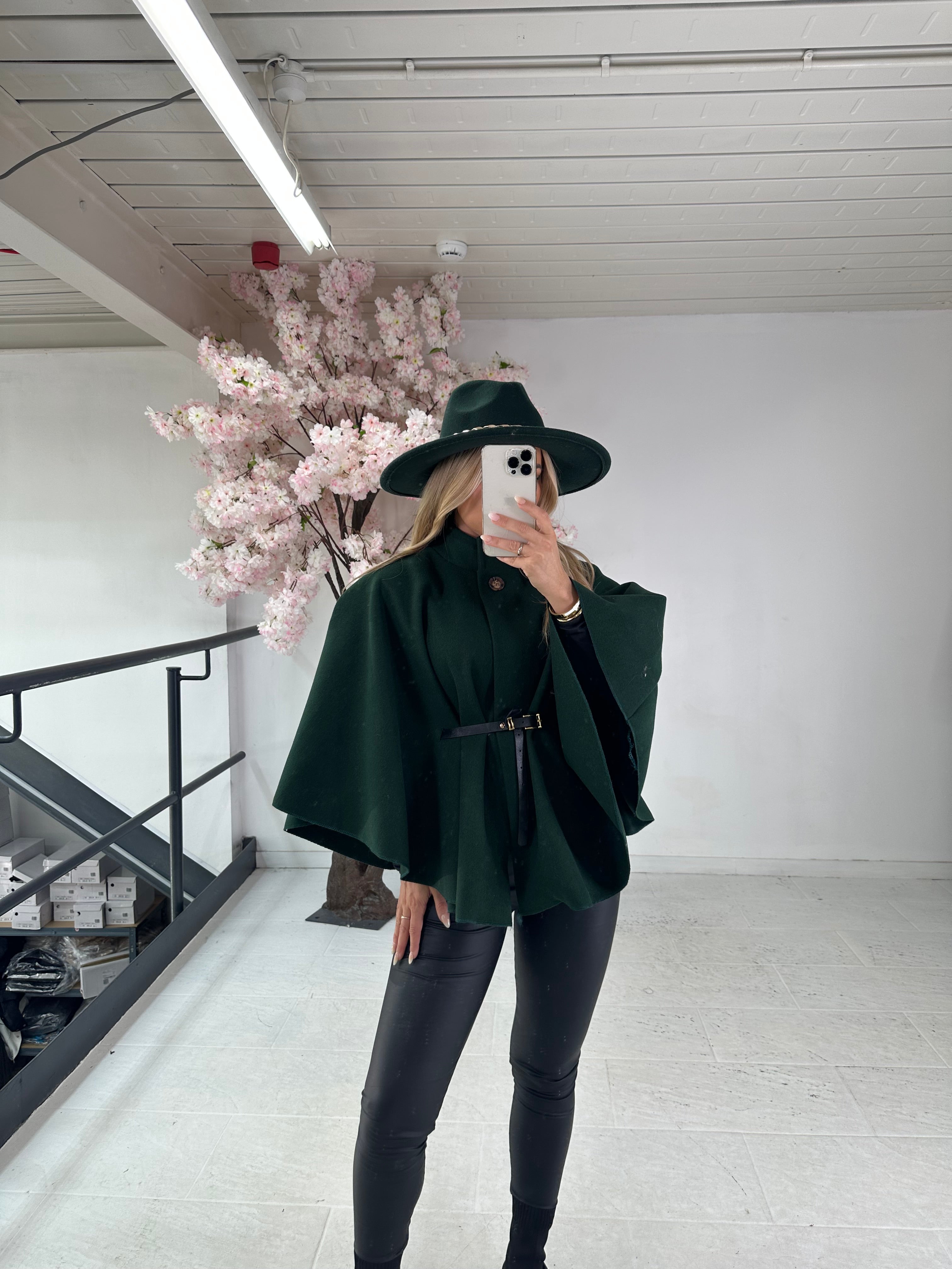 Belted poncho - bottle green