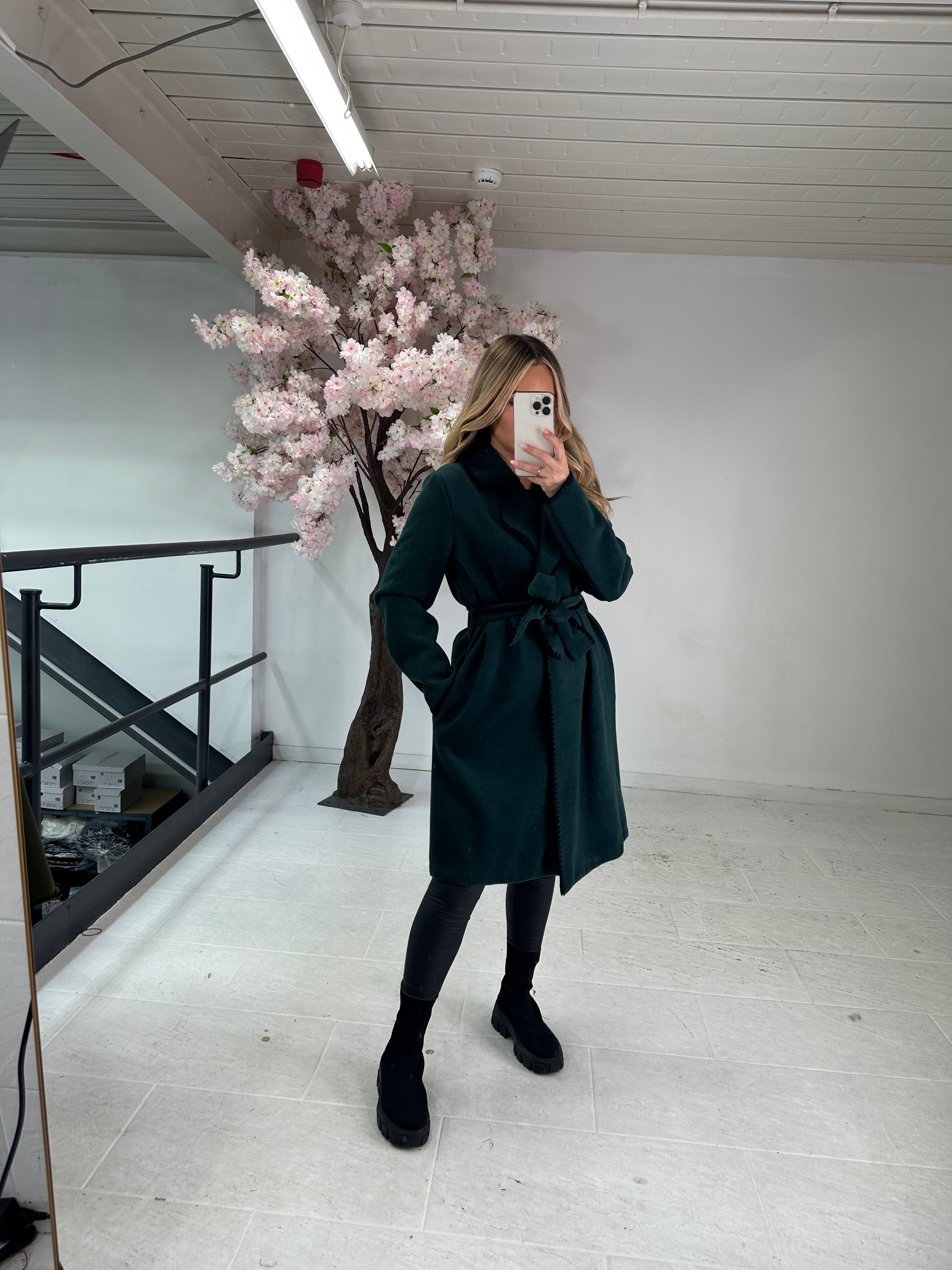 Belted contrast jacket - bottle green