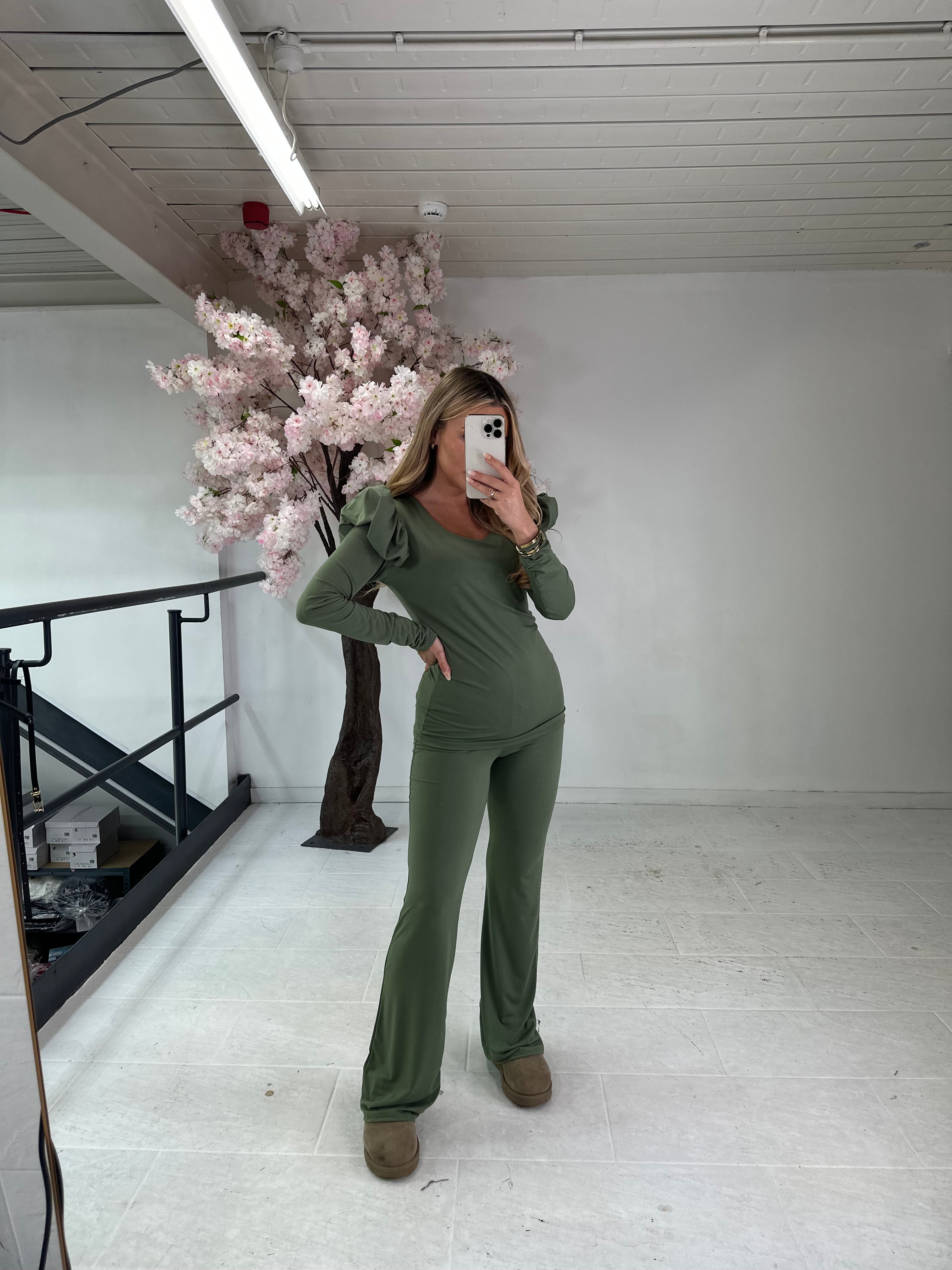 Frill arm loungewear set - khaki