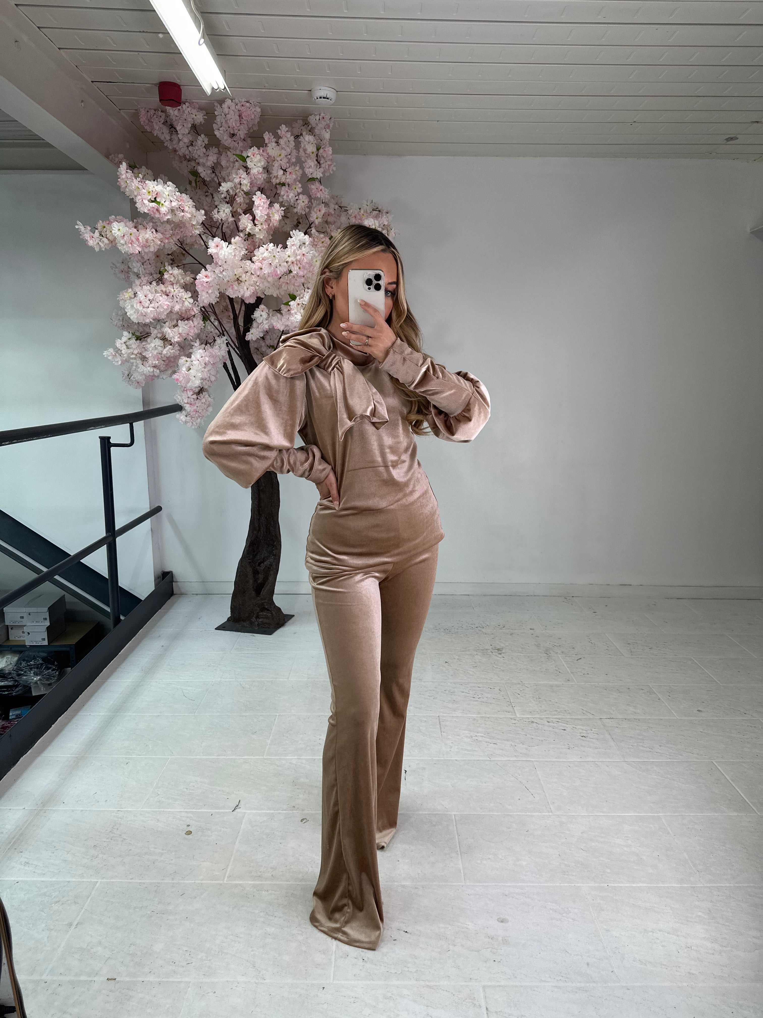 Christmas bow velour trouser set - champagne