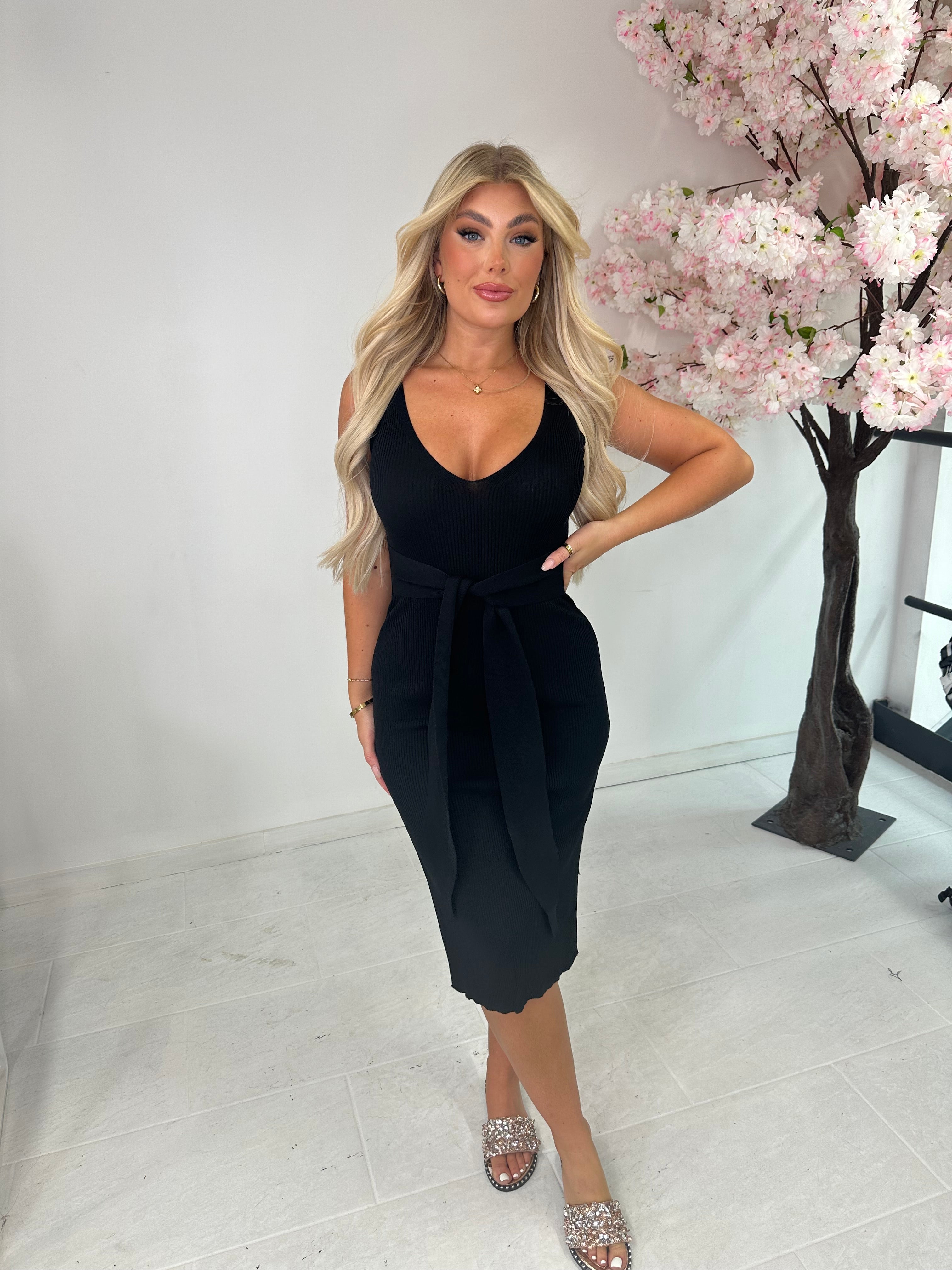 Tie up slit dress - black