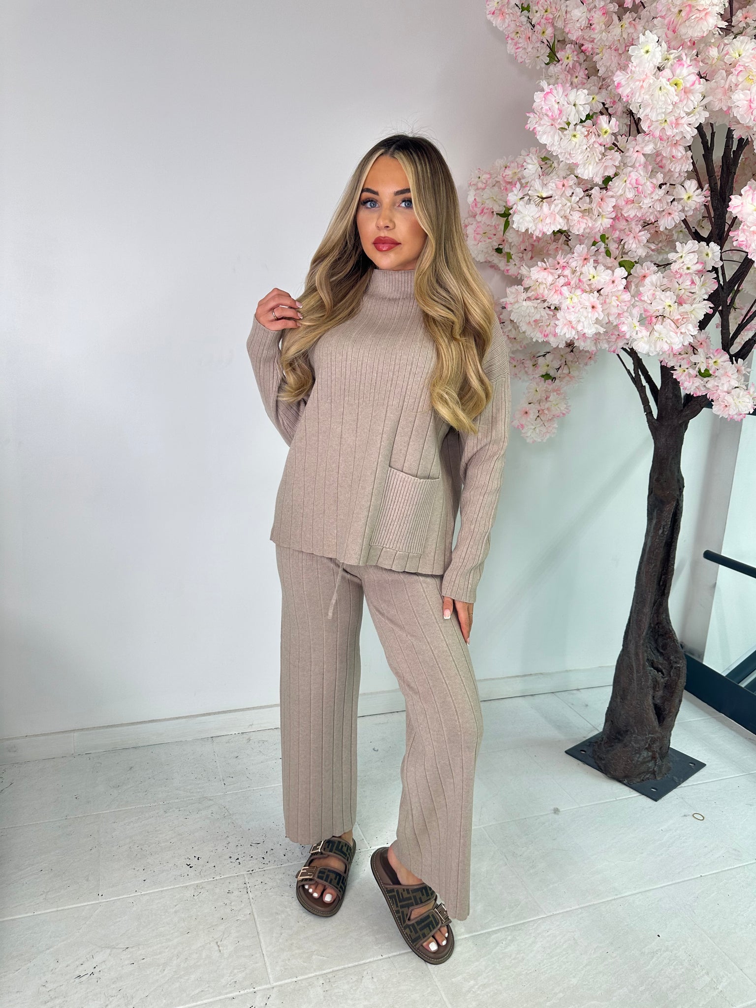 Wide leg ribbed loungewear set - beige – FB LONDON