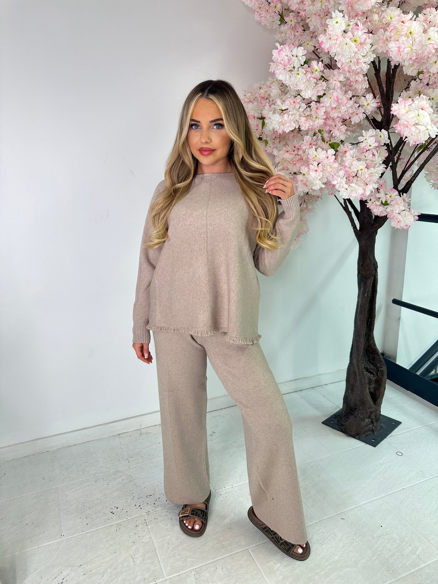 Wide leg fringe loungewear set - taupe – FB LONDON