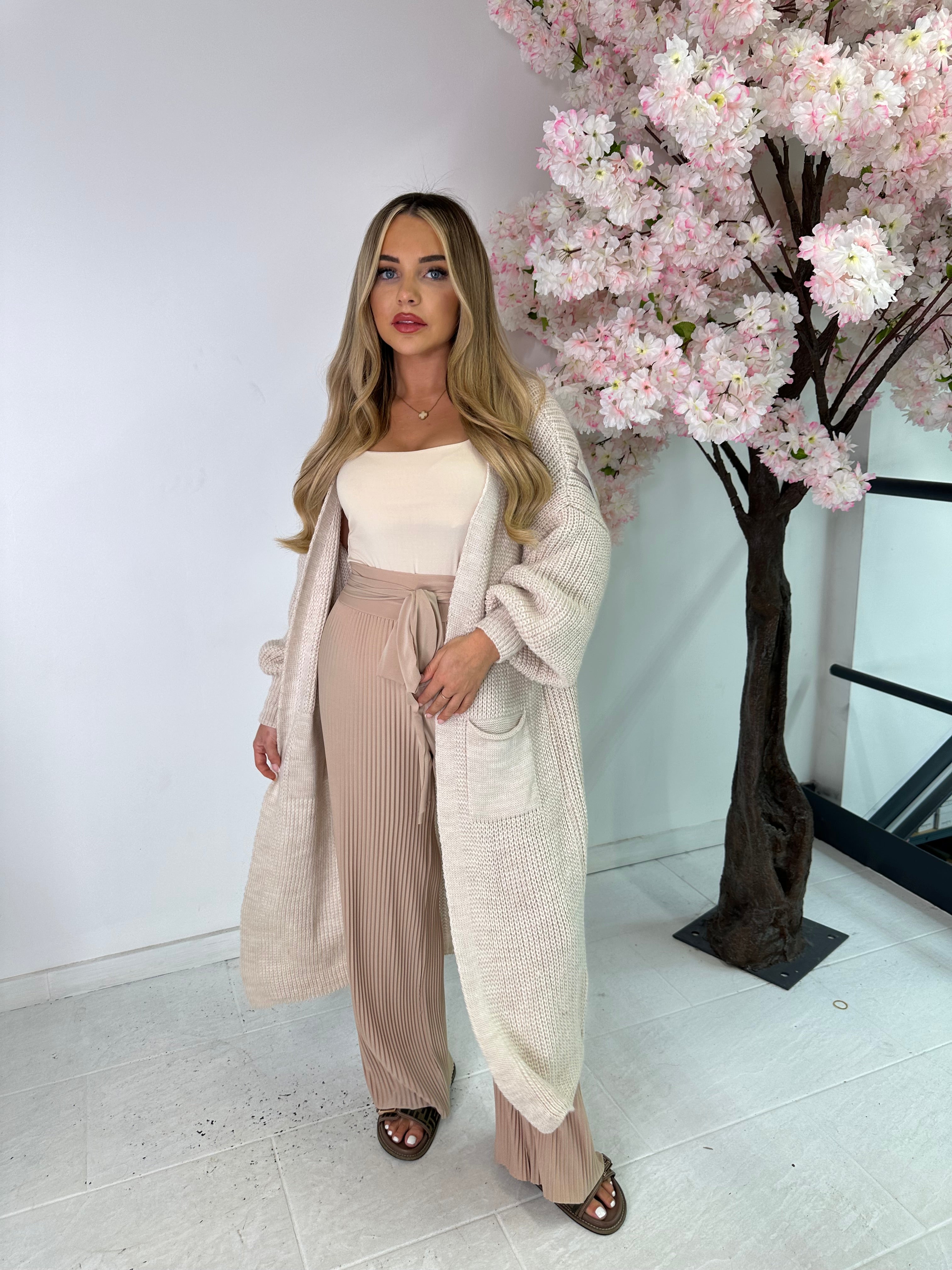Long knit cardigan - beige