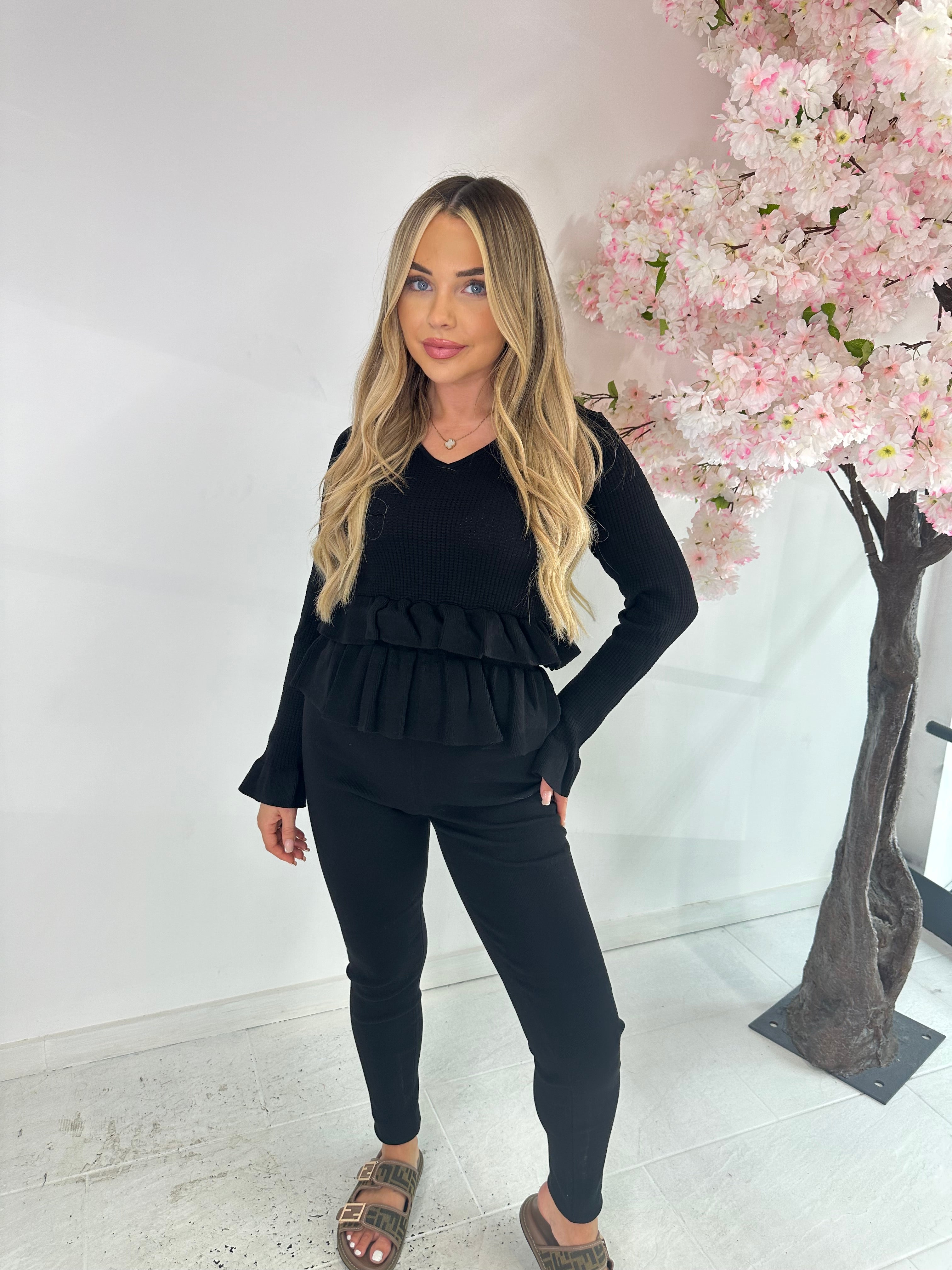 Mila frill loungewear set - black