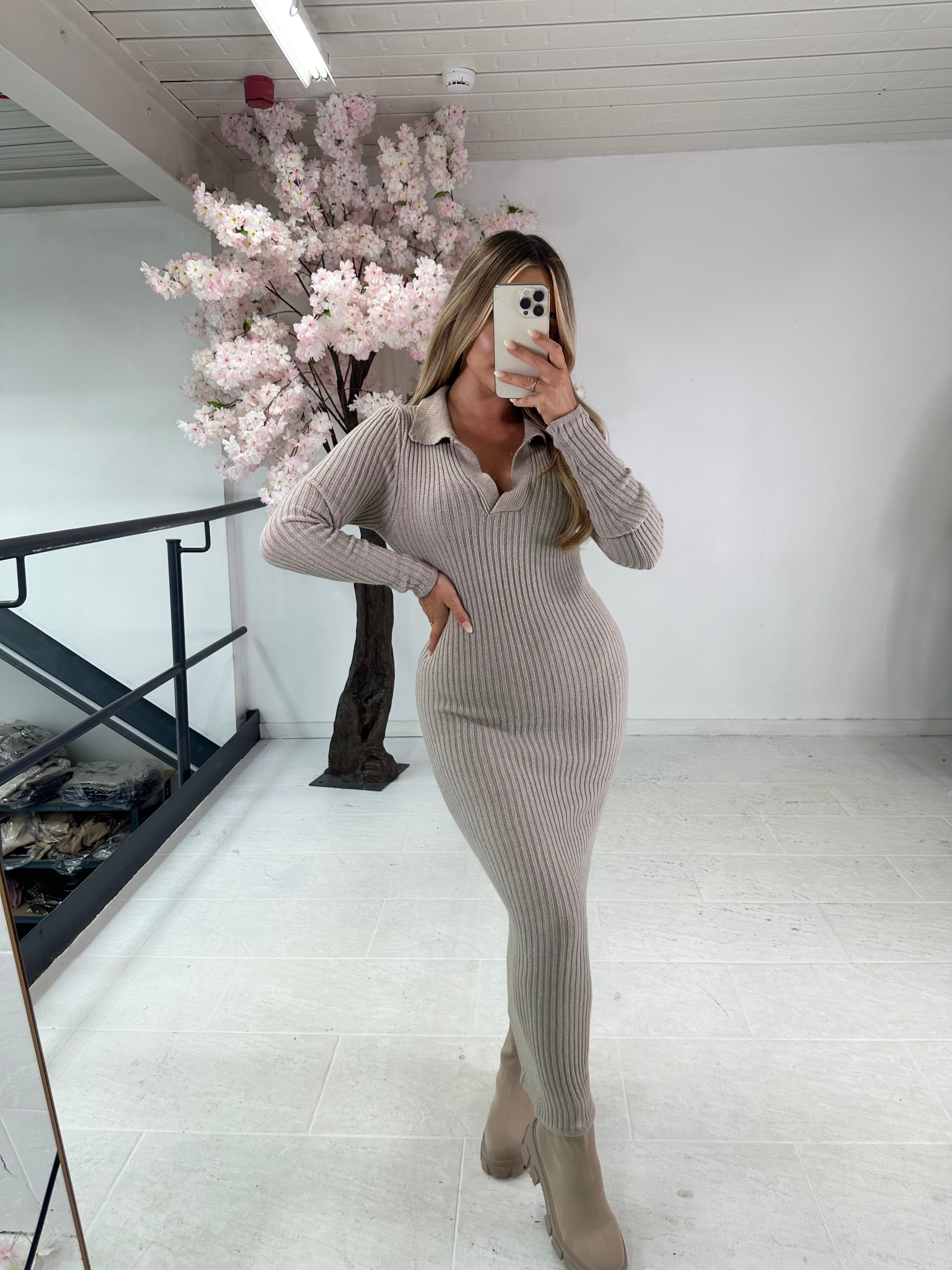 Knit midi dress - taupe