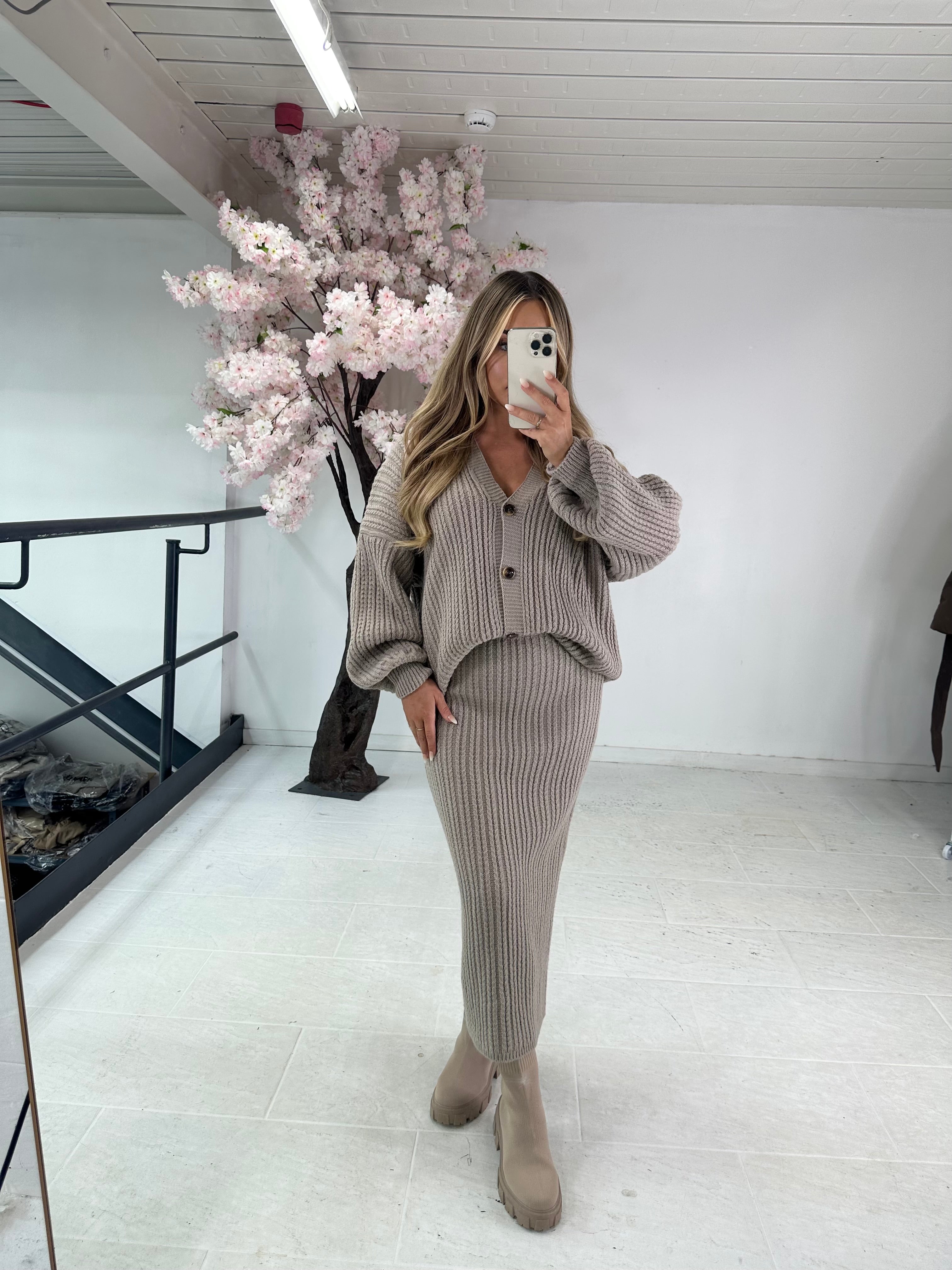 Button knit midi skirt set - taupe