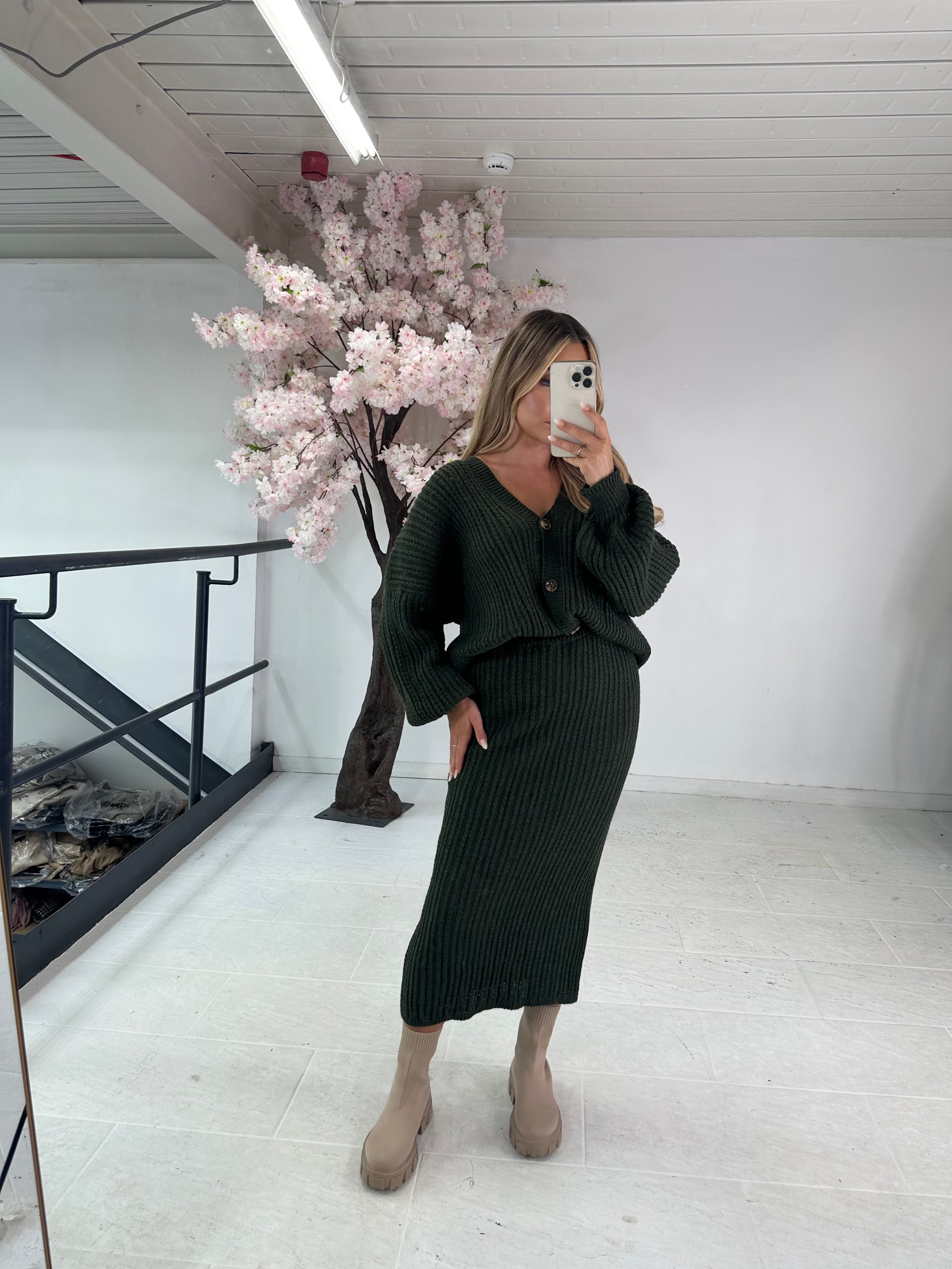 Button knit midi skirt set - khaki