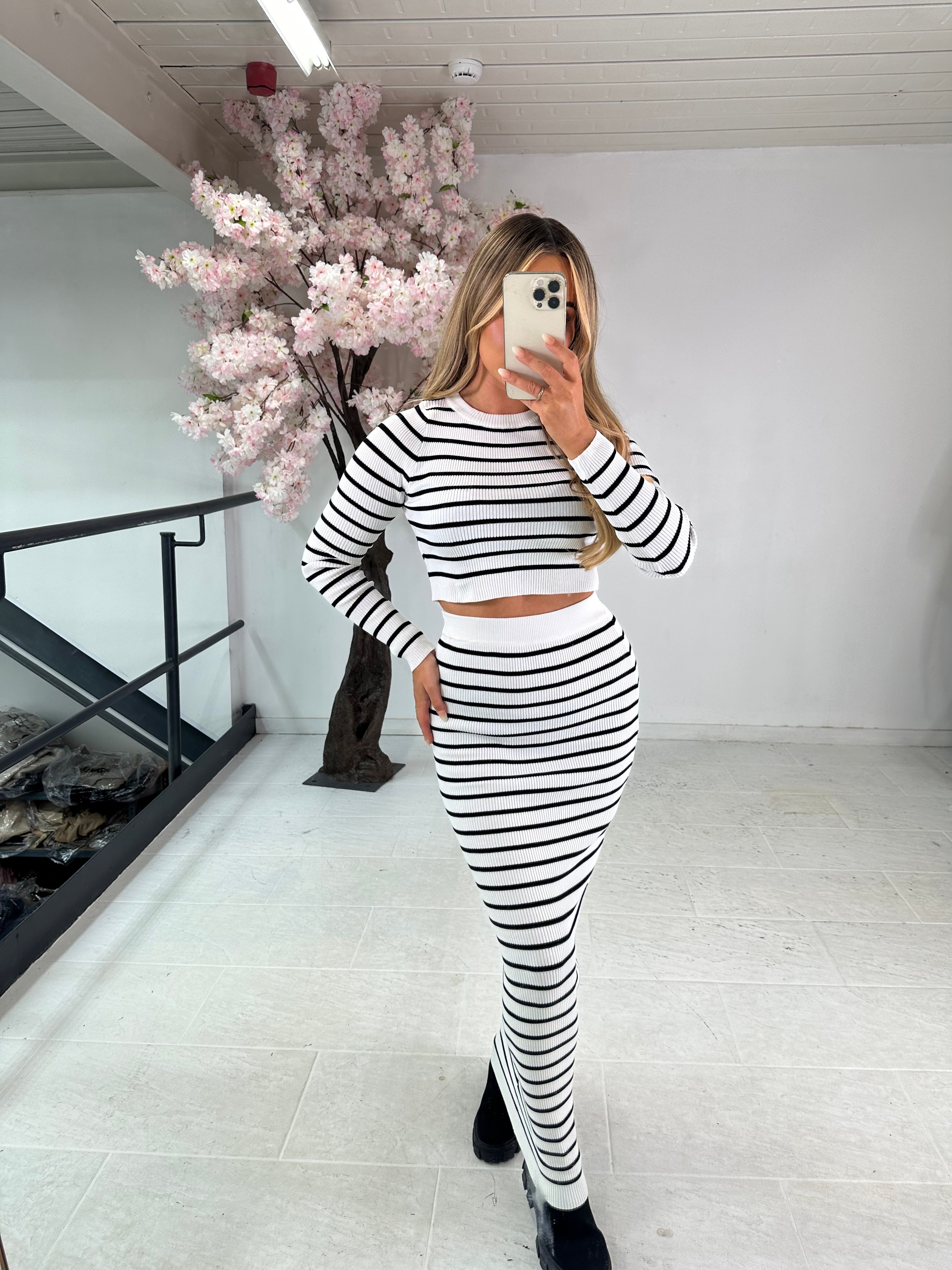 Stripe maxi skirt set - white