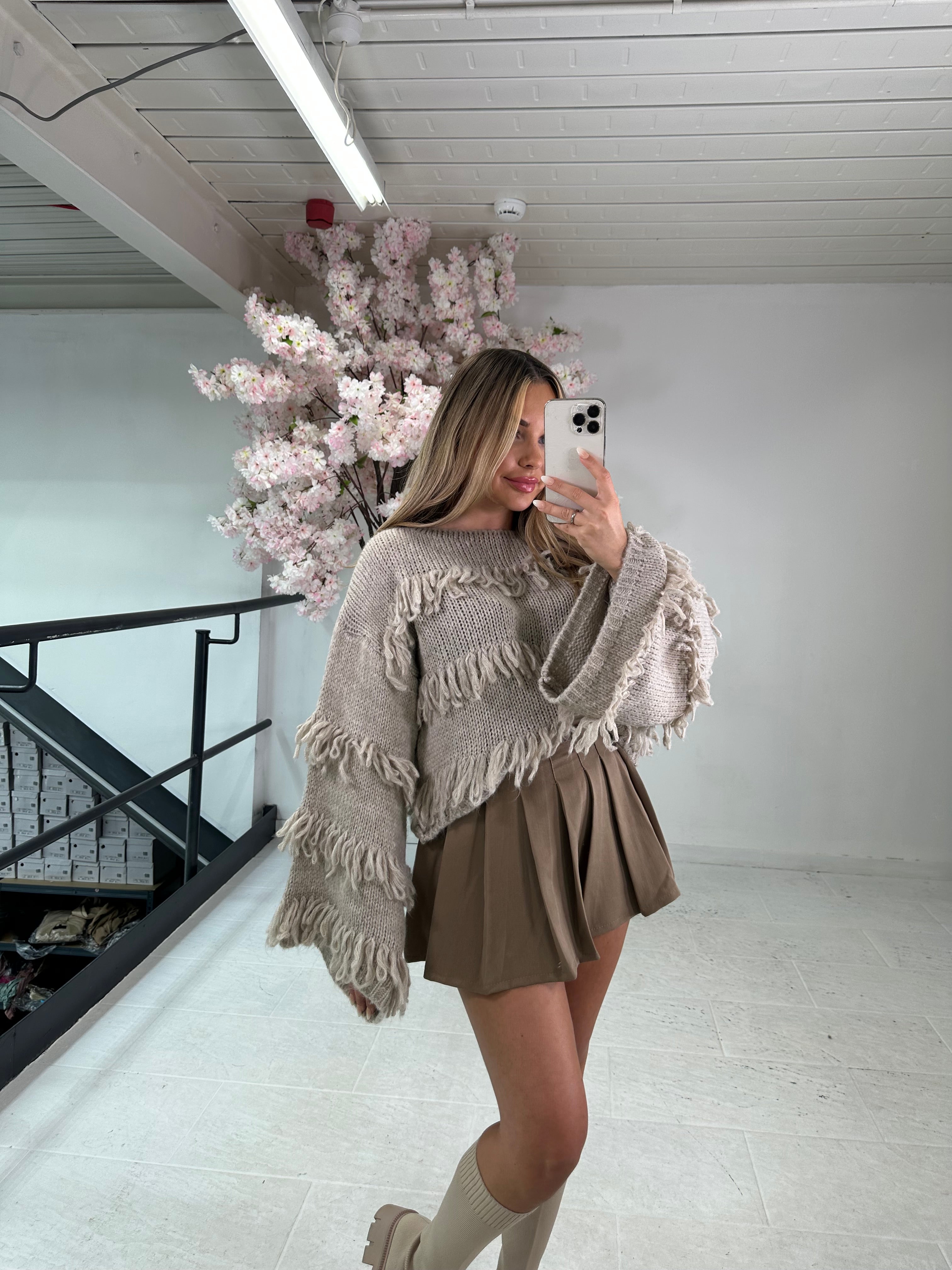 Pleated skirt - tan