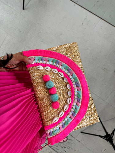 Colourful shell straw bag