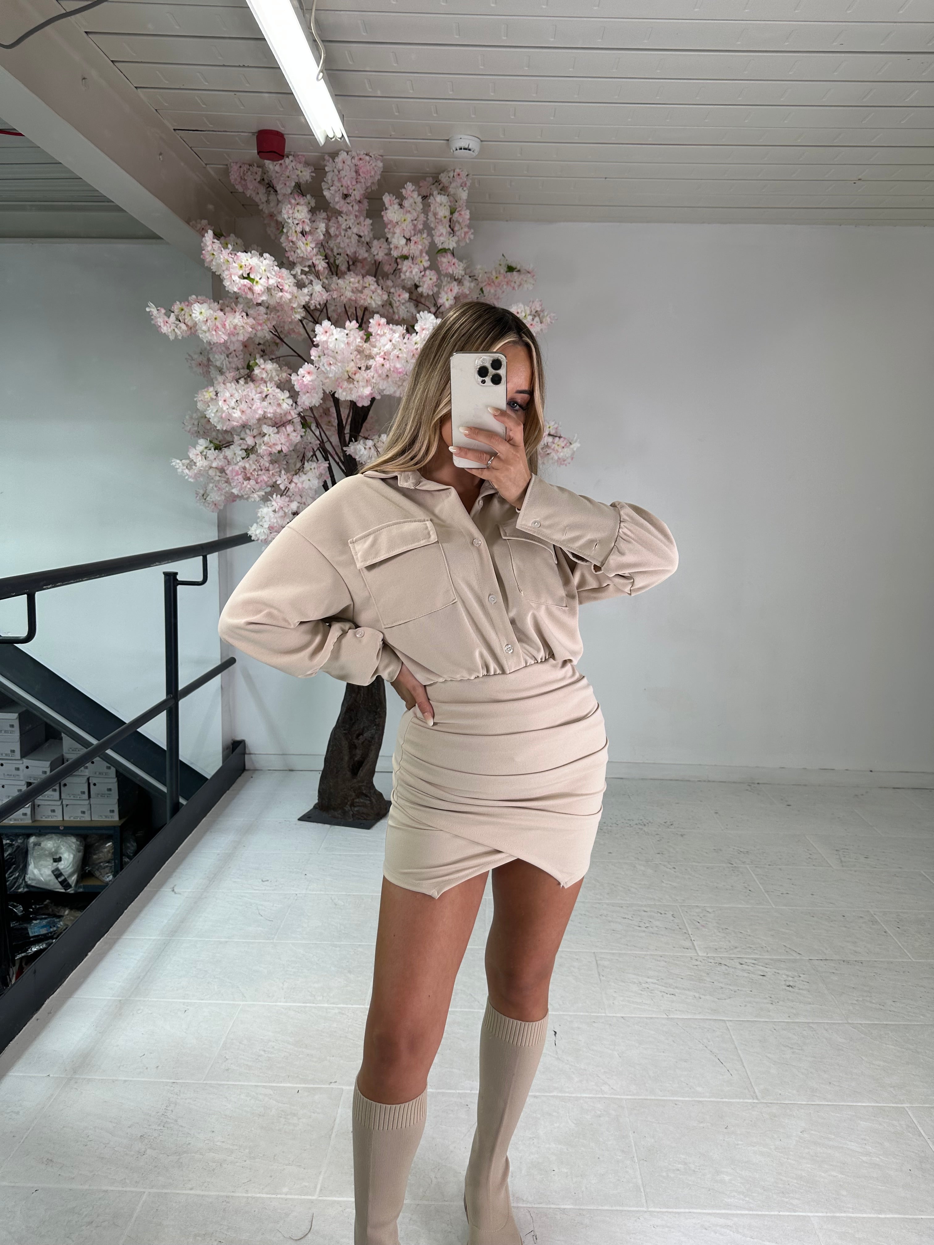 Pocket ruched dress - beige
