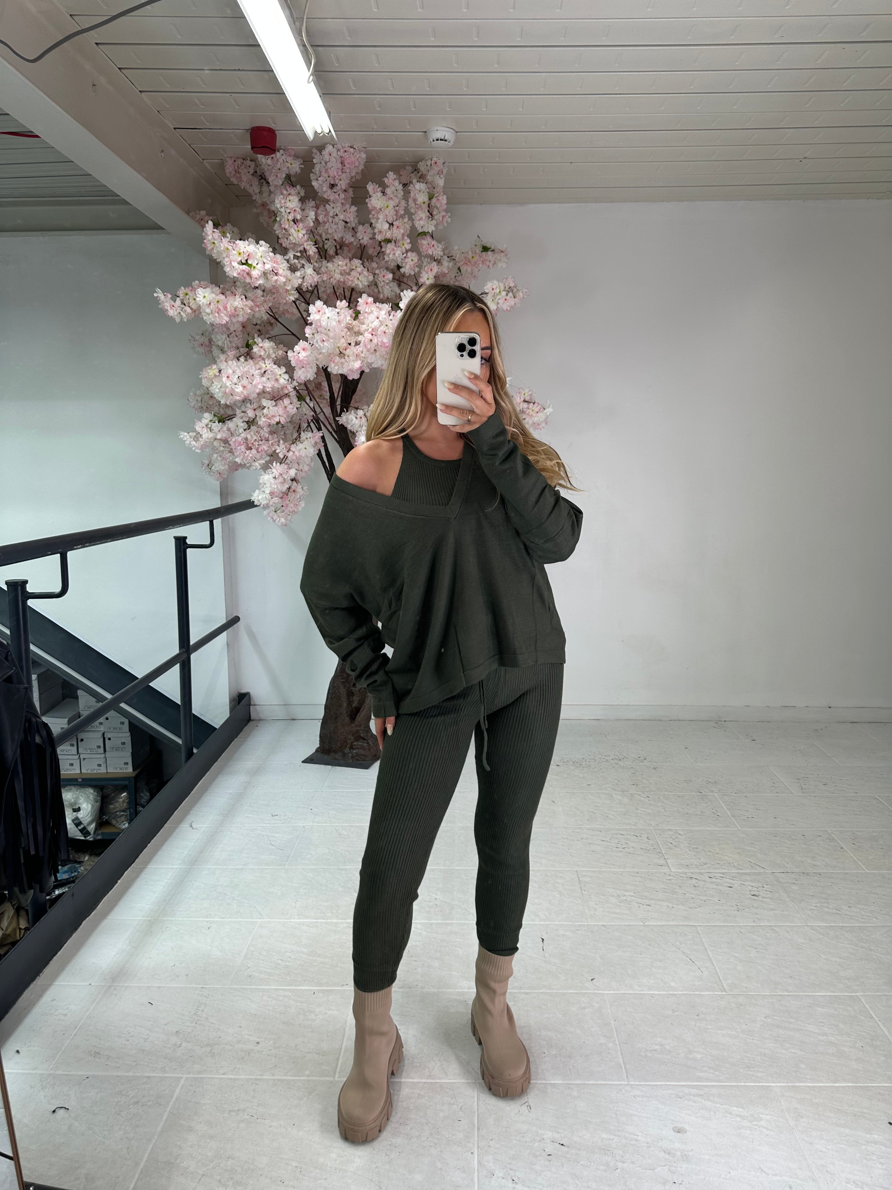 crop ribbed three piece loungewear set - khaki