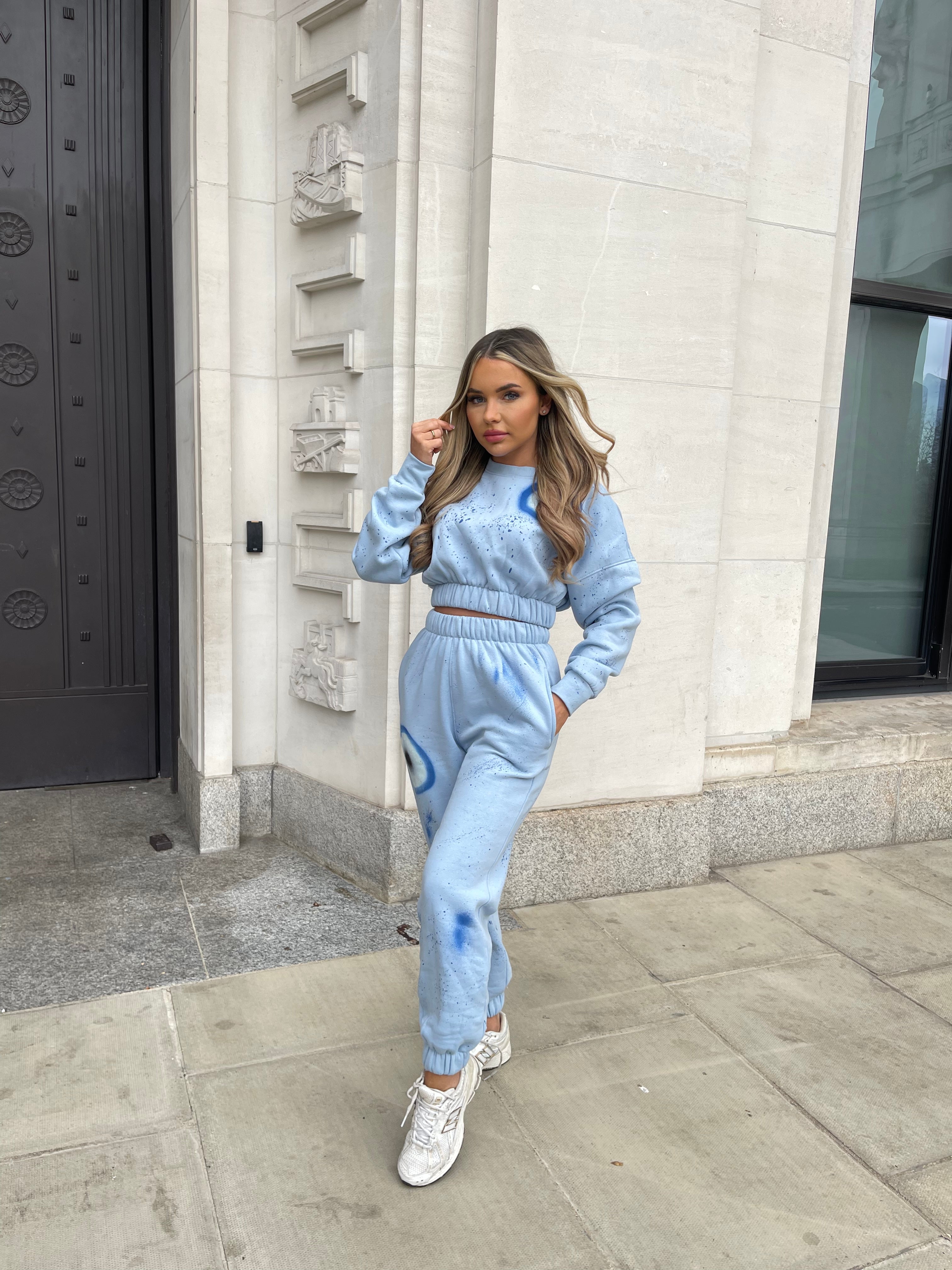 graffiti evil eye crop jogger set - blue